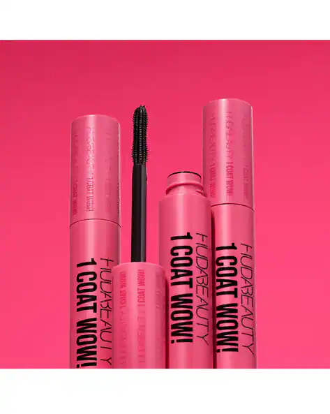 HUDA BEAUTY-1 Coat Wow Extra Volumizing and Lifting Mascara